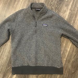 Patagonia half zip up! Super comfortable, and cozy!!